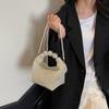 Fairy Large Pearl Portable Woven Dinner Bag New French Chain Shoulder Messenger Bag