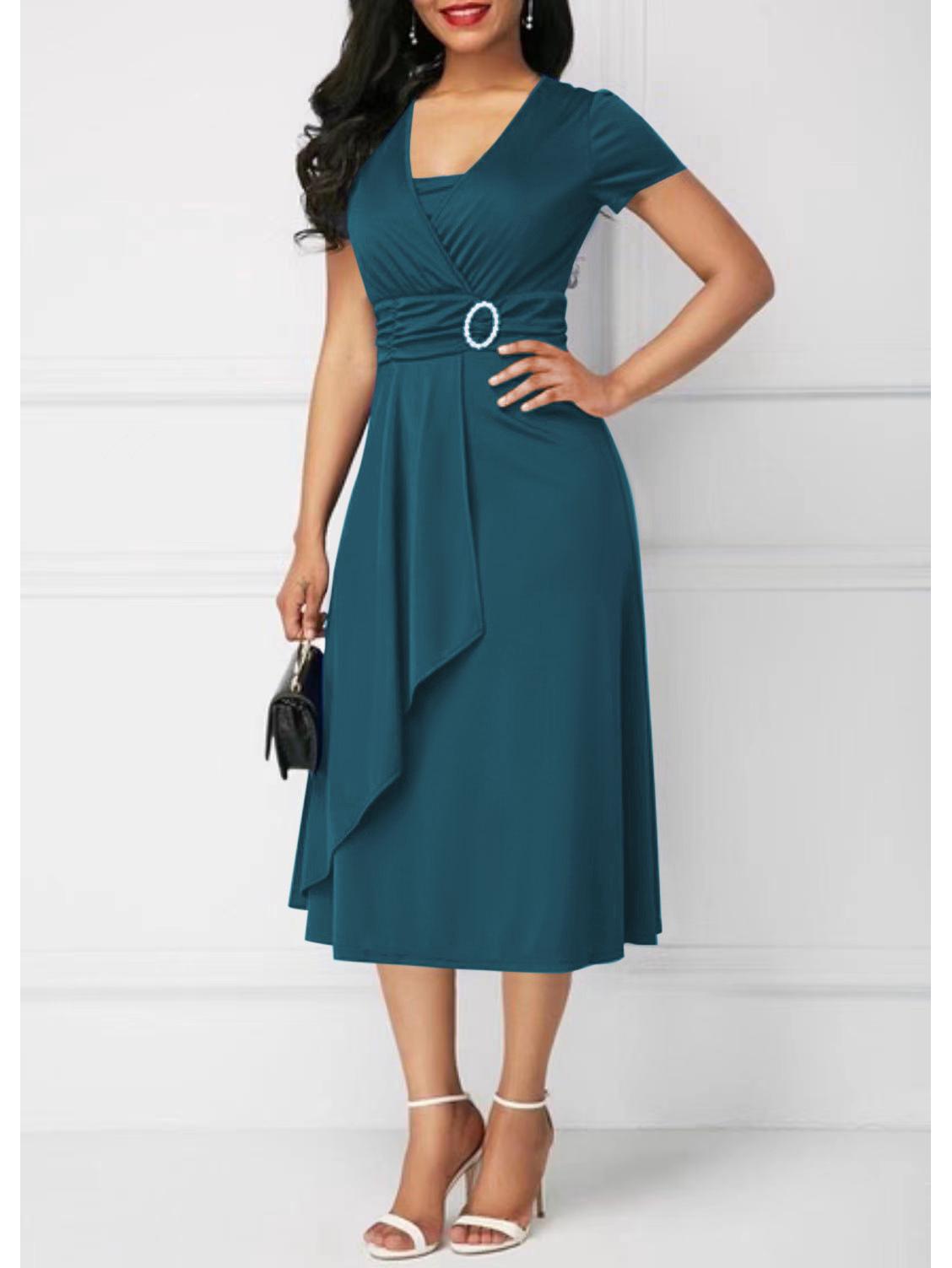 

Asymmetrical V-Neck Evening Dress with Fashion-Forward Flair 2XL