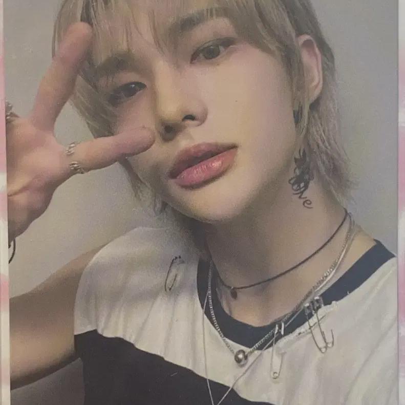 

Stray Kids Skies Maximum Shoppy Хёнджин Фока Ми Фир