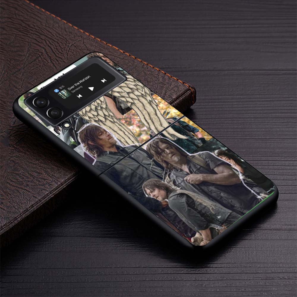 

The Walking Dead Daryl Dixon Phone Case For Samsung Galaxy Z Flip3 Flip4 Flip5 Flip6 Flip7 For Z Flip 7 6 5 4 3 5G Hard Folding Samsung Z Flip 6