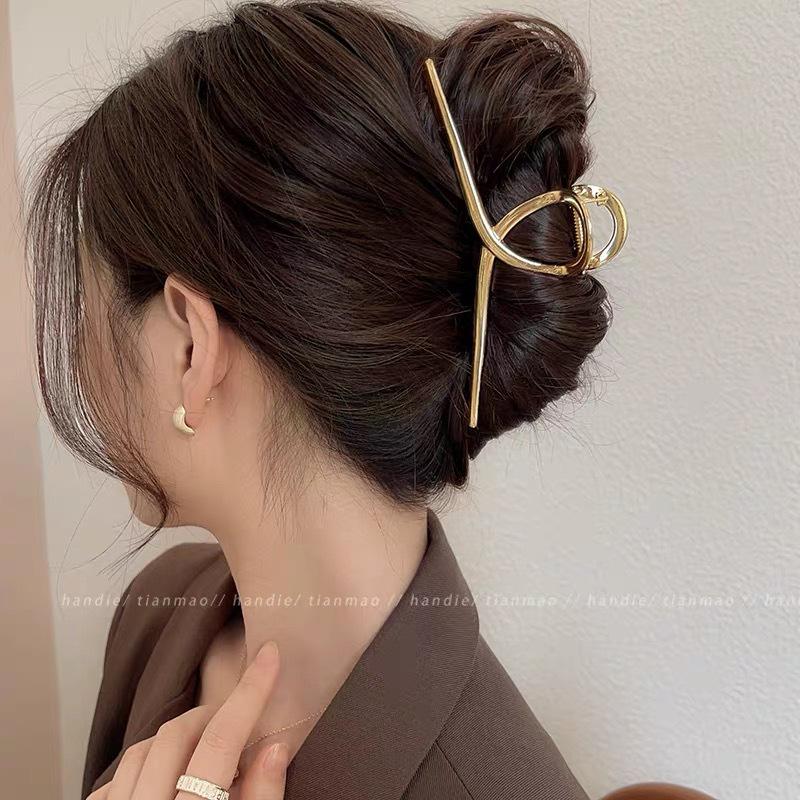Pinza a morsetto in metallo ad alto livello con fiocco per capelli 2024 per donna: Pinza per Capelli a Forma di Squalo, Grande, Elegante, Stile Freddo, per la Nuca