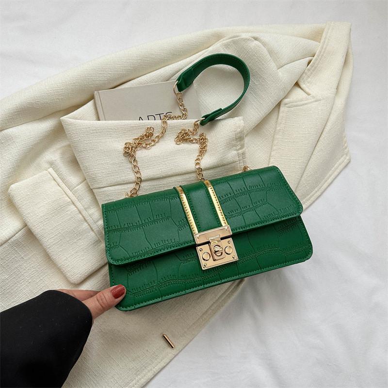 Trendy Women's Shoulder Bag Stylish Chain Crossbody Bag Fashionable Small Square Bag