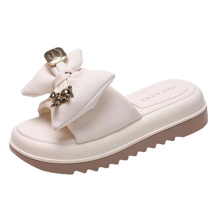Fashion Flat Heels Butterfly Metal Decor Slippers Women Flip Flop Green Sandals New Summer Slides Chanclas Mujer  Ladies Shoes