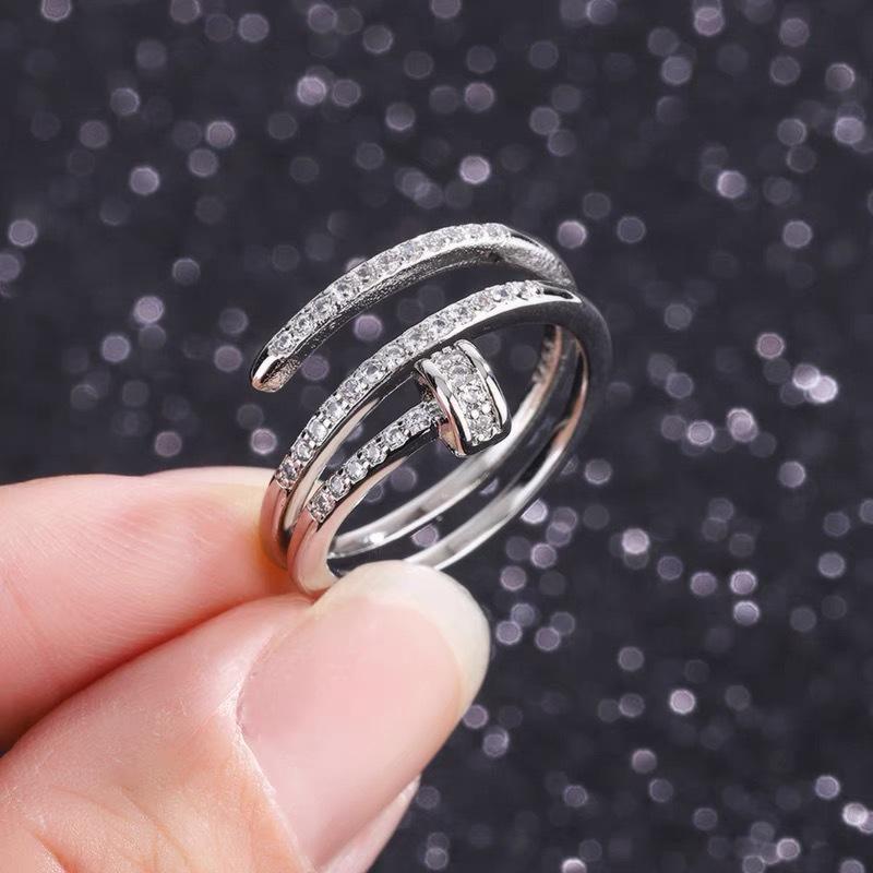 Bague Spiralée en Zircon Micro-Incrusté Style Européen et Américain