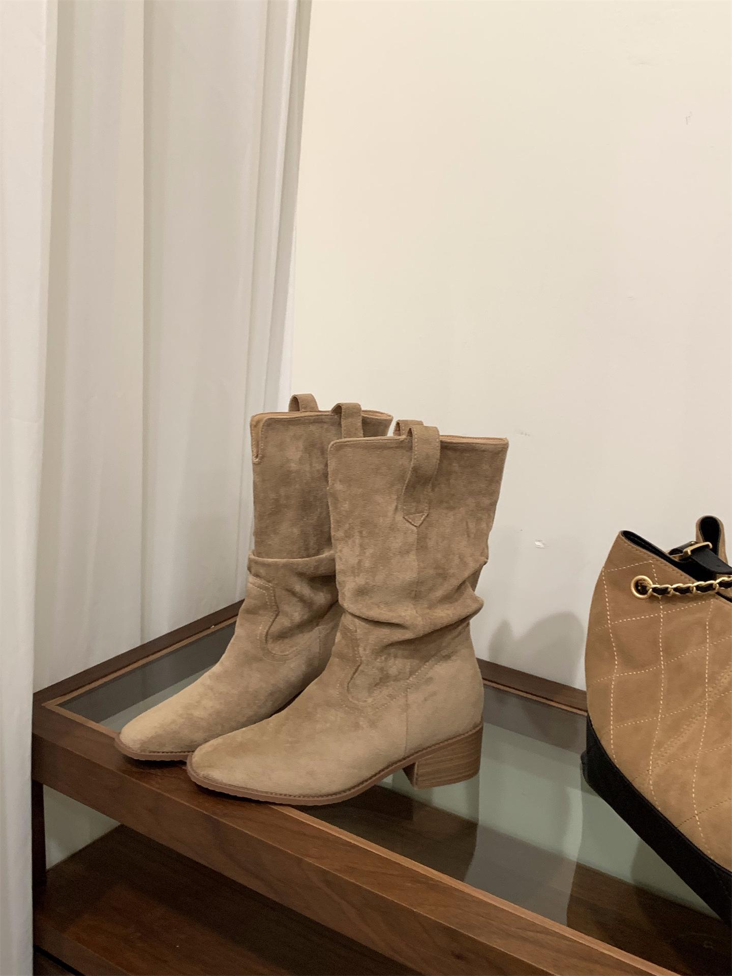 

Thick Heel Small Skinny Medium Tube Martin Boots Women s Boots 2025 Spring and Autumn High Heel Pile with Skirt Short Boots 39