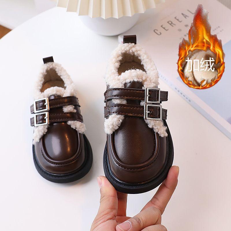 

Новые детские кожаные туфли Single Shoes 36 темно-коричневого