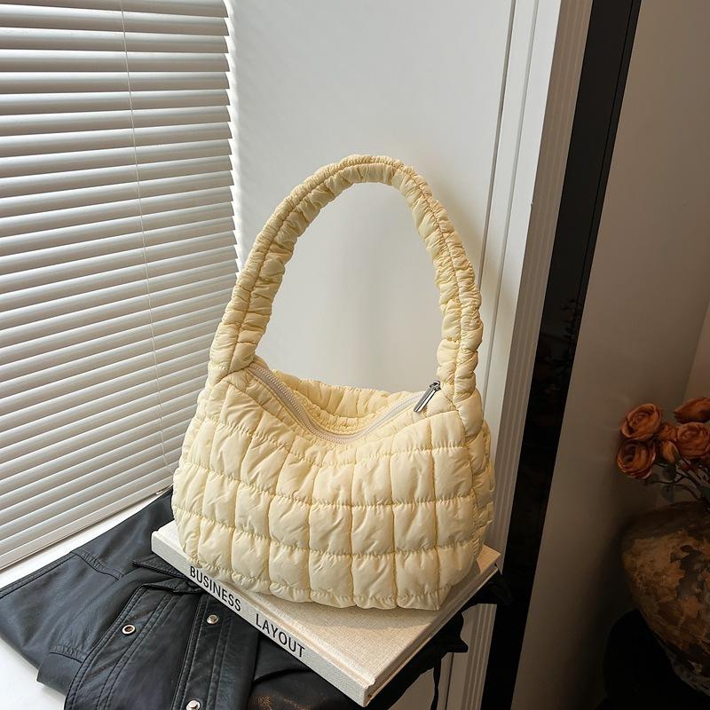 Premium textured small bag women's summer versatile new shoulder messenger bag pleated portable cloud bag