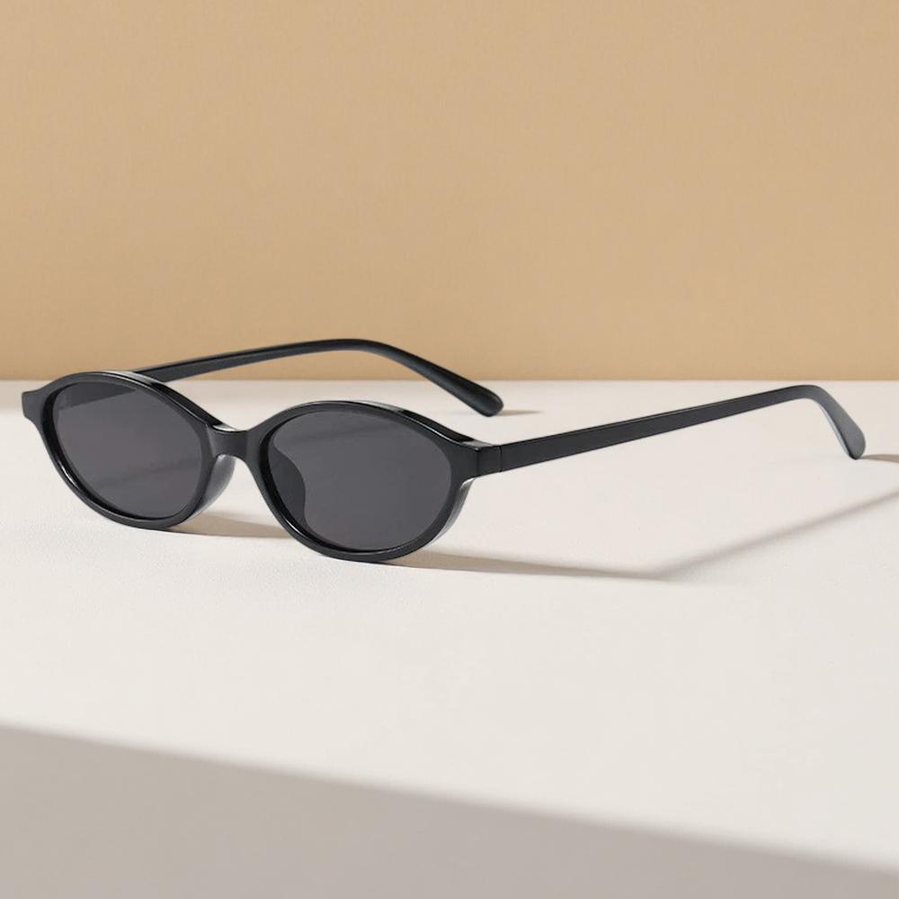 Classic Oval Small Sunglasses Women Trendy Cat-eye Sun Glasses for Ladies Fashion Daily Driving Travelling Shades UV400