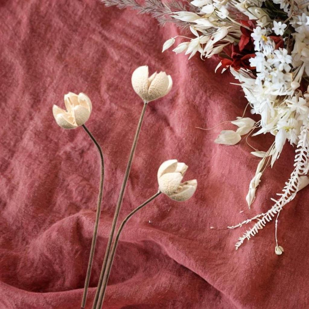 Dried Flower Arrangement In Vase, DIY Centerpiece for Bedroom and Party Settings