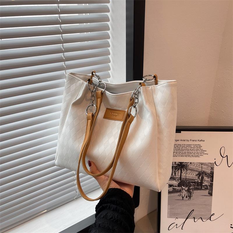 Bag women's bag new spring high-end sense niche trend commuter bag versatile single shoulder large capacity tote bag