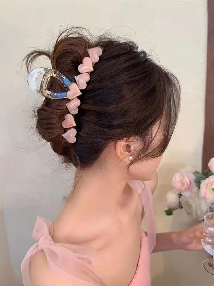 High-End Large Jelly Heart Claw Hair Clip for Women – Summer Bun & Shark Clip Accessory