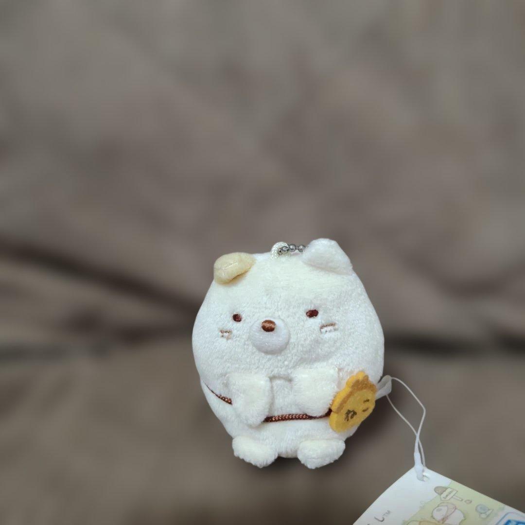 Sumikko Gurashi Neko O Sanpo no Otomo Mascot Keychain