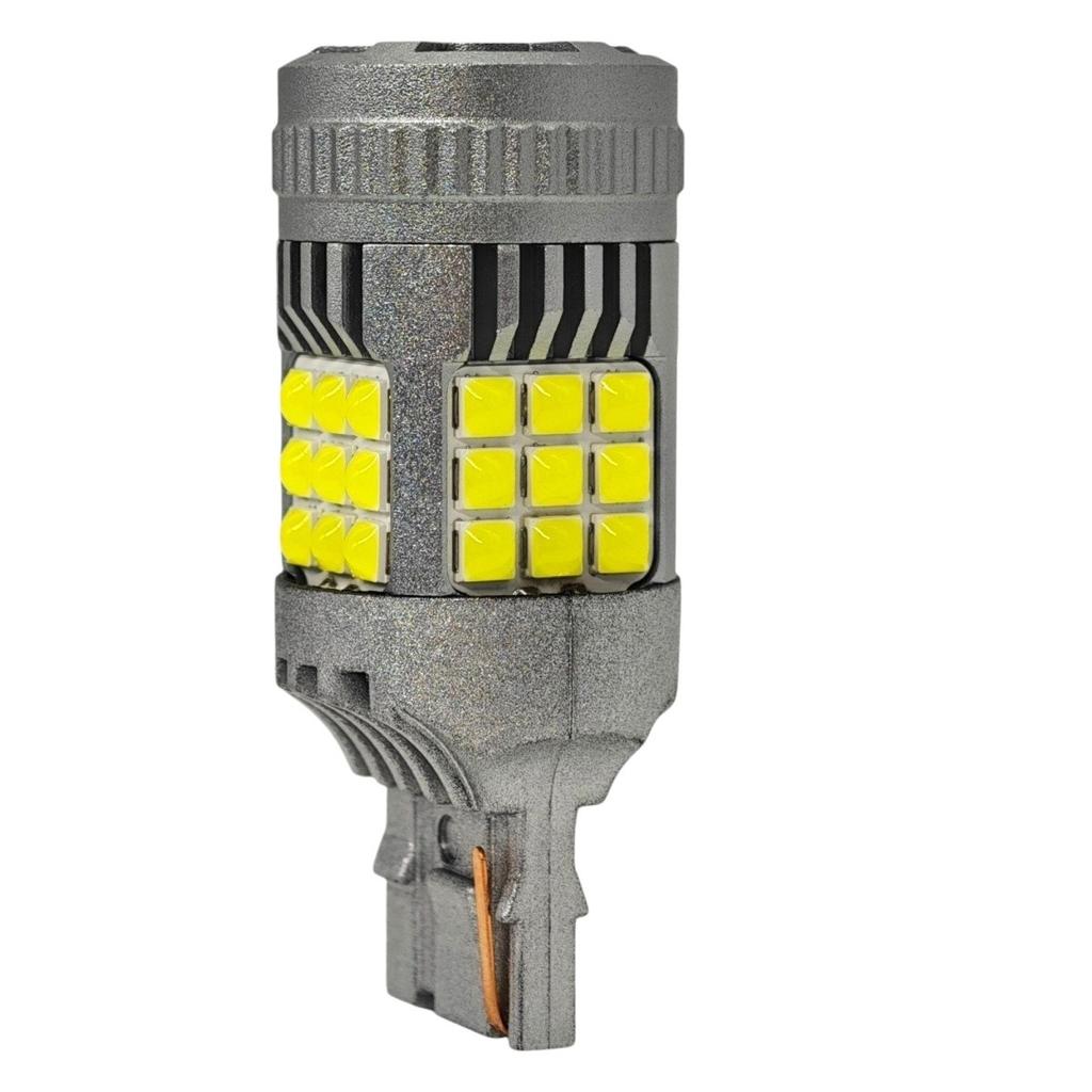 2 szt W21W LED 7440 żarówka 12-24V bez błędu 2200lm biała mocne światło