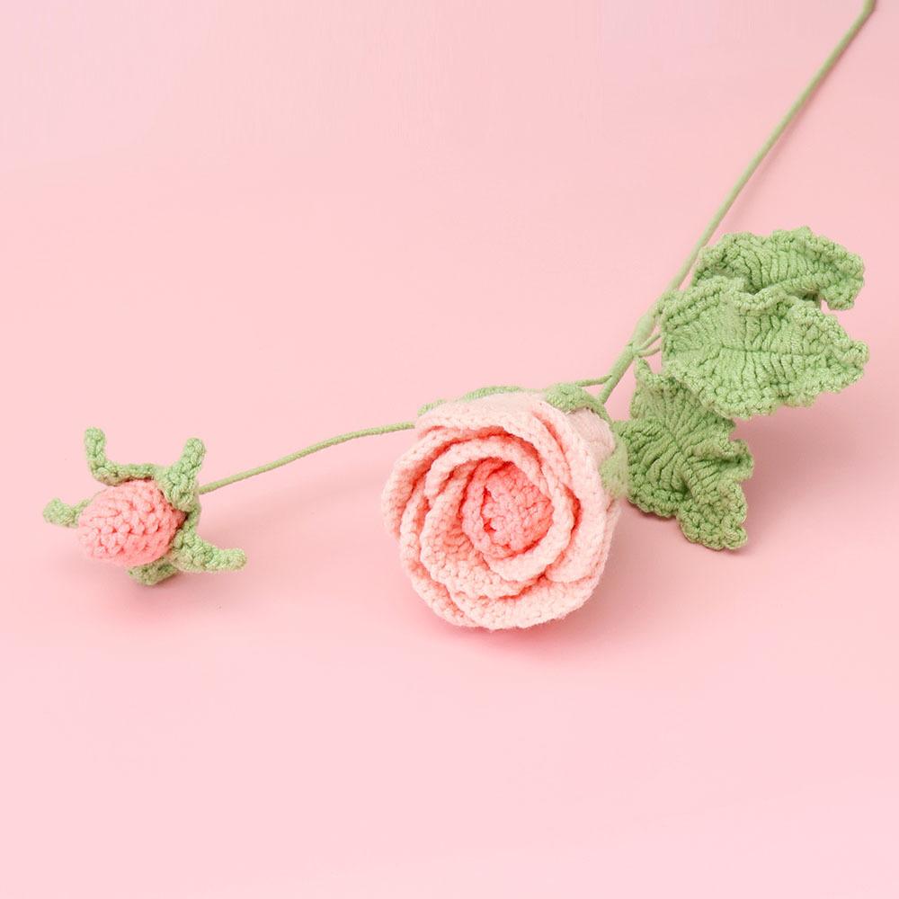 Kreative Häkelblumen Niedliche handgemachte Blumen Künstliche Rosen Hochzeitsdekoration Kunstpflanzen