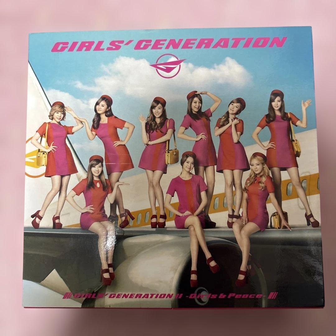 

[USED] Complete with all accessories: Girls Generation Girls & Peace Deluxe First Press Limited Edition CD+DVD
