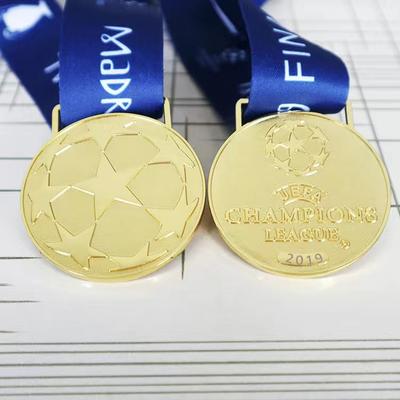 Roztleskávání a ozdoby – Sportovní suvenýry