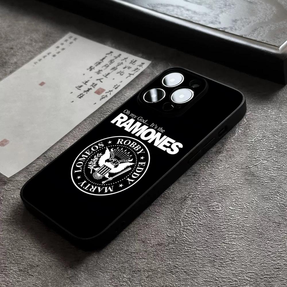 

Band R-Ramones Phone Case For 17 Pro Max Iphone 16 14 Pro Max 12 15 Plus 13 Pro 11 Xr X Xs 8 Plus Back Cover iPhone16