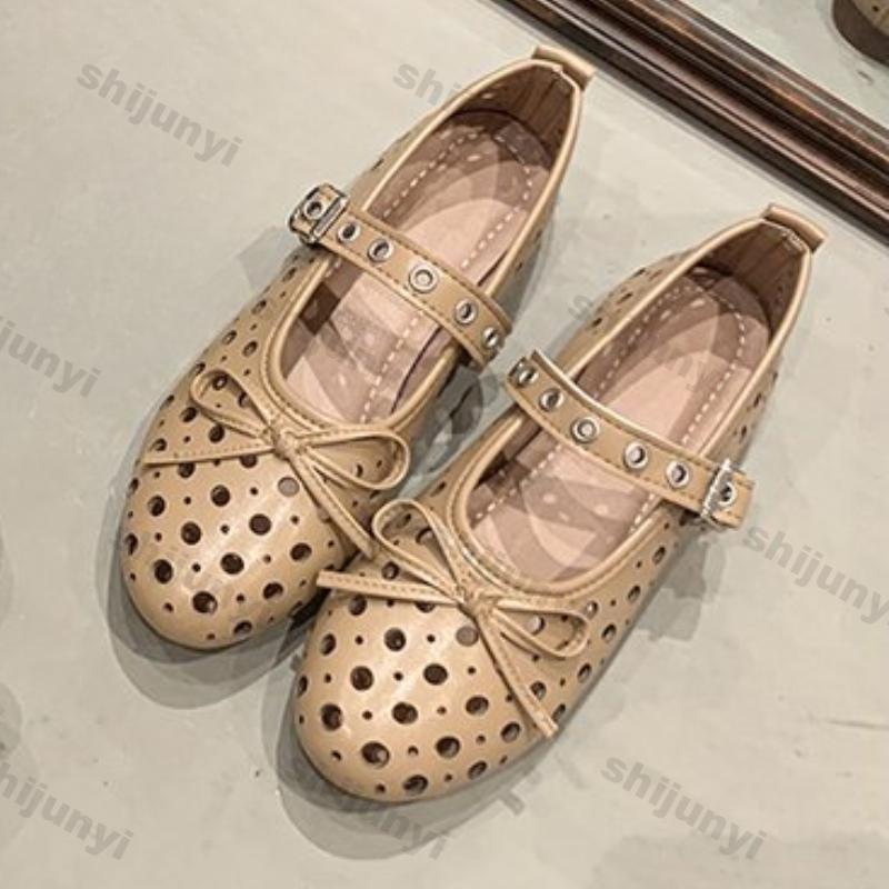 Women Shoes 2025 Spring New Metal Decoration Buckle Strap Soft Sole Mary Jane Shoes Breathable Non Slip Hollow Bow-knot Flats