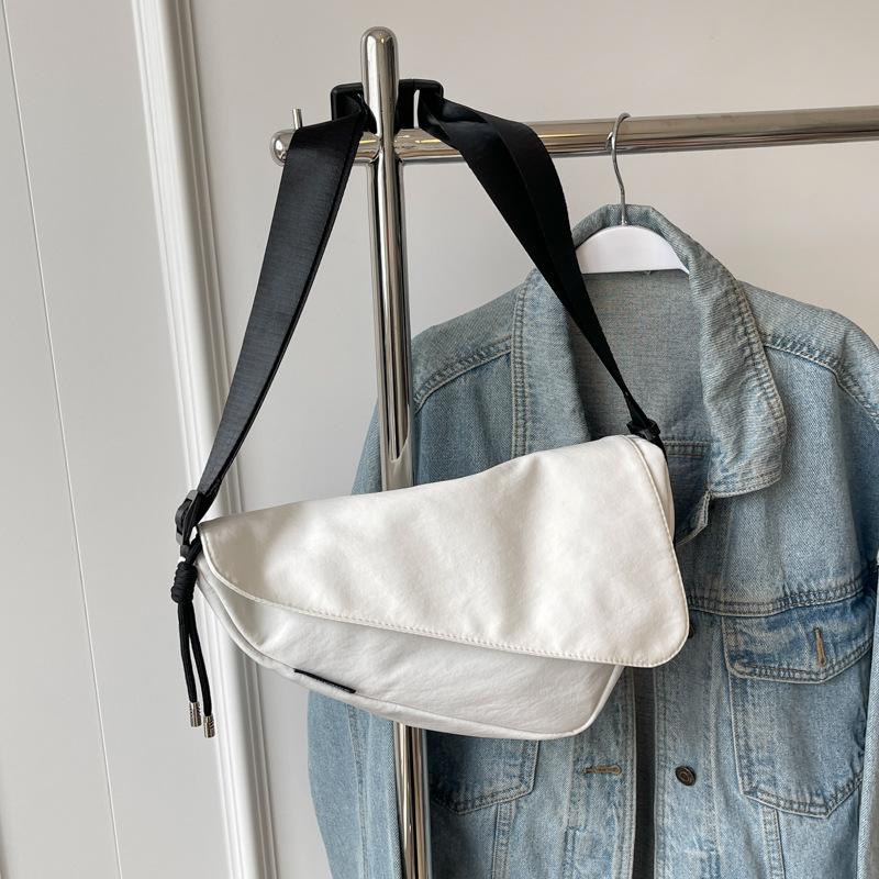 Casual Commuting Trend Solid-color Crossbody Bag Cycling Sports Single-shoulder Bag