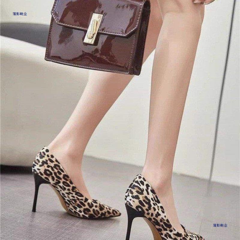 European station 2025 new European and American leopard print high heels women's thin heels sexy pointed single heel shoes light mouth versatile women