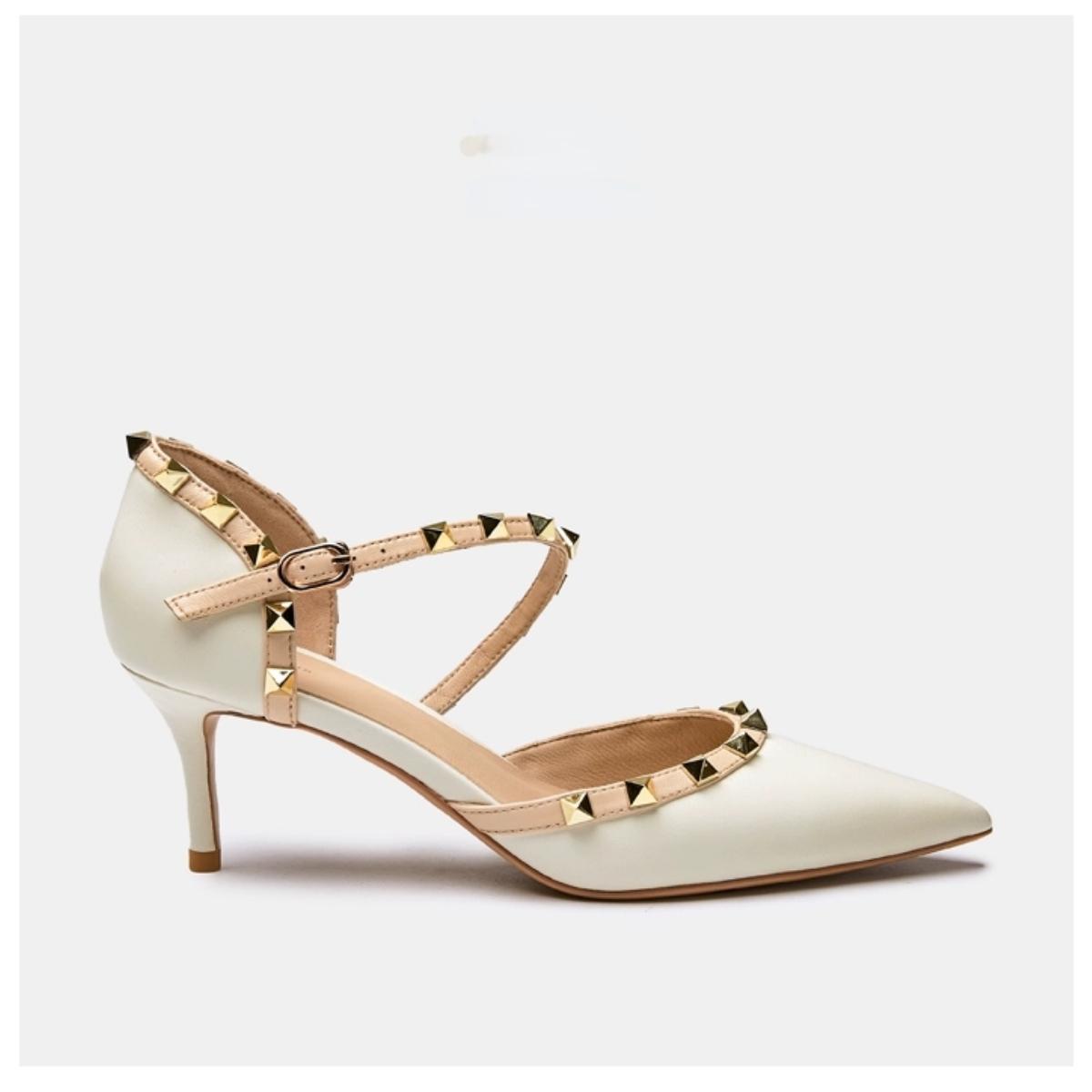 

Летние женские красные босоножки на высоком каблуке, модный брендовый дизайн, шпилька, дикие сексуальные туфли с острым носком и полыми заклепками, одинарные женские 40 белый