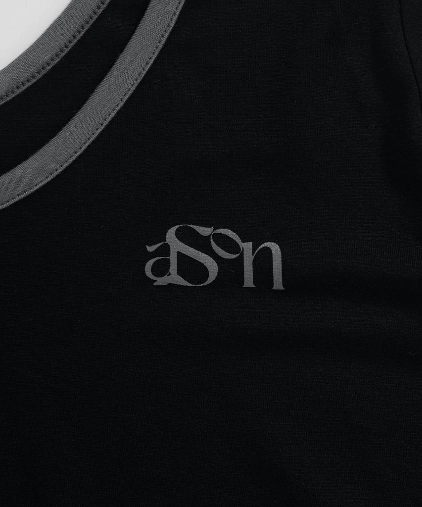 Aejeuon Eve Ringer Tee / Black