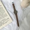 Round Dial Girls Leather Wrist Watch Classic Women's Quartz Watch Clock Fashion   Gift
