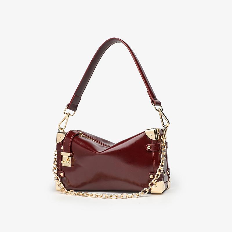 Premium retro chain underarm soft leather box bag women's autumn and winter new niche crossbody shoulder bag