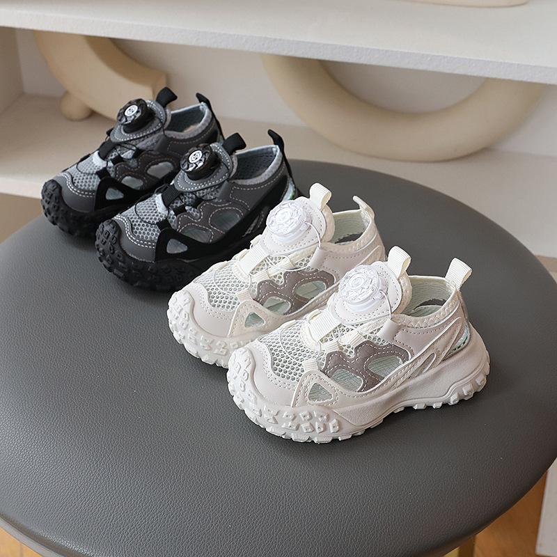 Trendy Children's Summer Sports Shoes for Boys Girls Cut-outs Non-stuffy Breathable Mesh Dad Sneaker School Running Shoes H06015