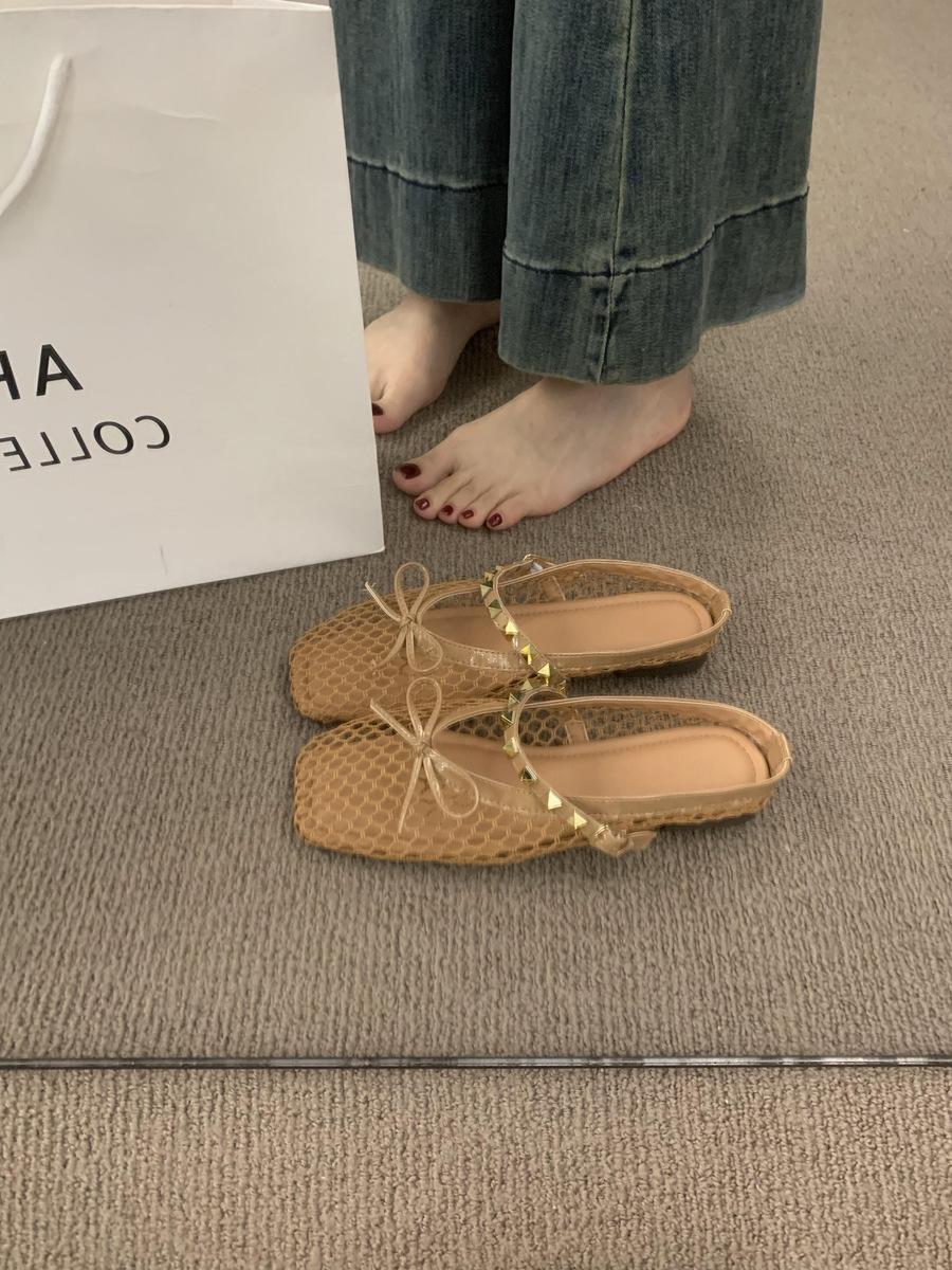 

Женские сандалии на низком каблуке в корейском стиле, плетеные из рыболовной сети, летние полые удобные нишевые пляжные римские туфли с закрытым носком, полушлепанцы 40 коричневый