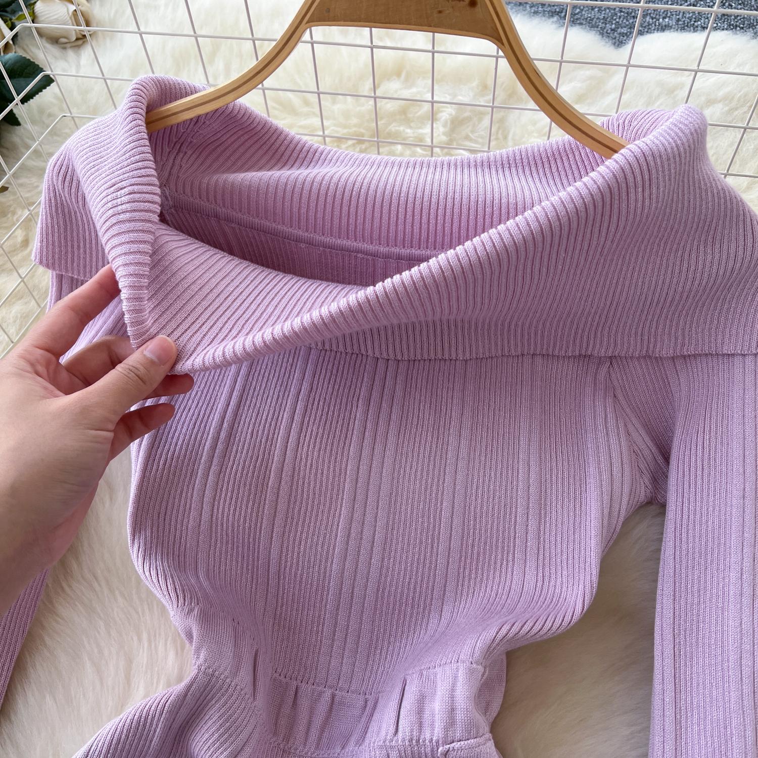 Трикотажные длинные платья для женщин с вырезом-лодочкой и открытыми плечами — фото 12