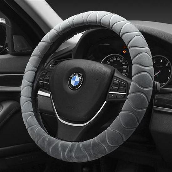 Pohodlný plyšový zimní potah na volant – univerzální, protiskluzový design