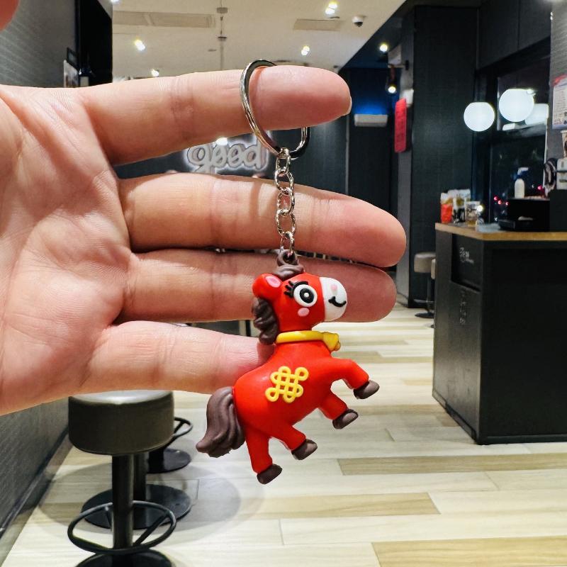 3 st Kreativ Hästberlock Nyckelring Söt Tecknad Zodiak Hästår Lyckoberlock Ryggsäcks Hängande Dekoration Tillbehör Gåvor