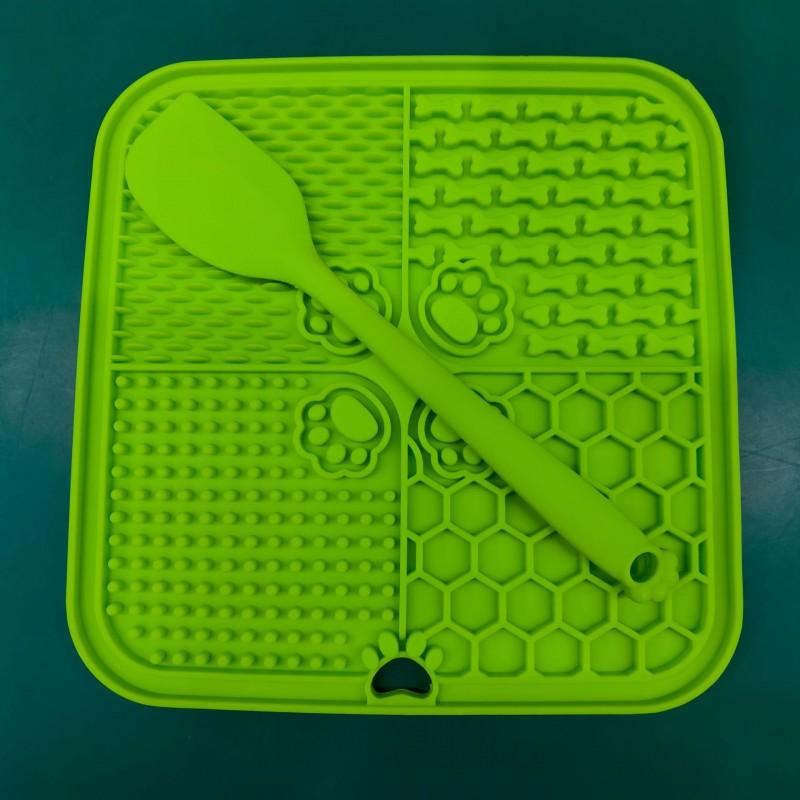 Silicone Slow Feeder Mat Dogs Cats With Suction Base Non-Slip Lick Pad Food Puzzle Tray In Multiple Colors