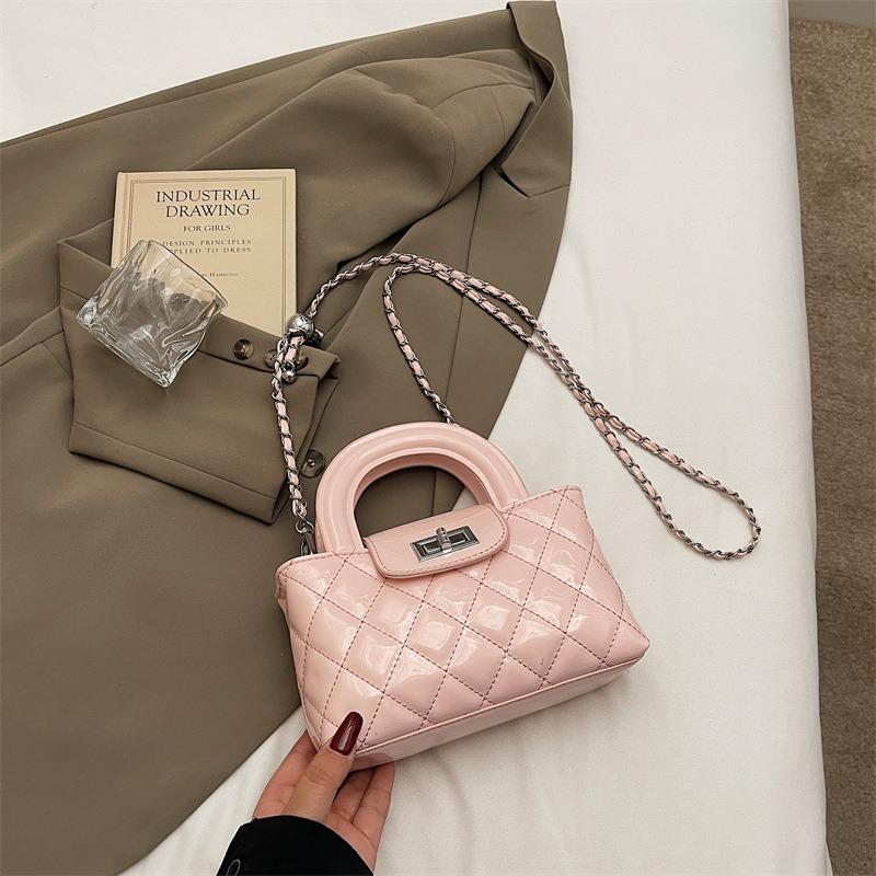 Niche diamond chain bag women's new spring and summer fashion portable commuter shoulder crossbody small square bag