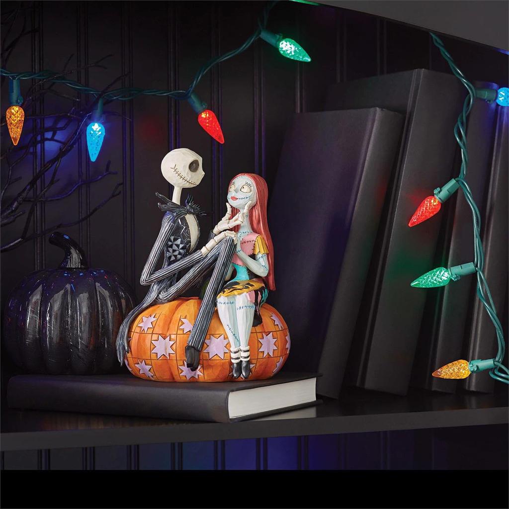 Enesco Jack and Sally Sitting On a Size 11 X 12 X DTR6014358 Statue/Figure "Disney Traditions" Pumpkin, 16.5 Cm,