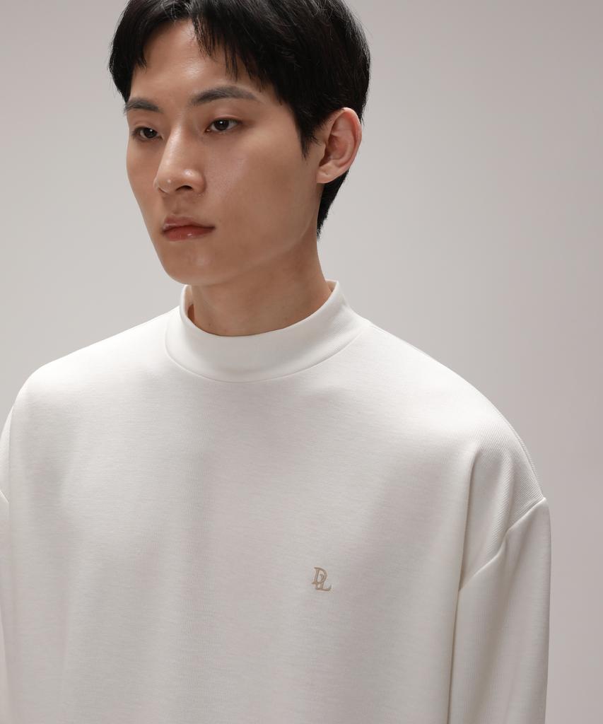 Dibellobeu Essential Semi-Overfit Mock Neck Knit