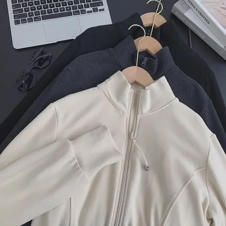 2024 Herbst/Winter Damen Minimalistischer Doppelreißverschluss Stehkragen Layering Samtpullover Strickjacke