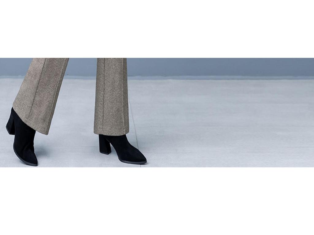 Women's High Waist Woolen Flare Pants, Fleece-lined, Slimming Casual Winter 2025 Trousers for Middle-aged Moms.
