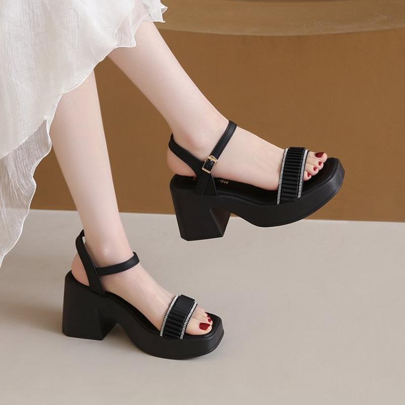 Fashion Women's Sandals Summer 2025 Elegant Heels and Comfortable Sandals Woman Luxury High Heels Fashion Buckle Strap Designer Sandals
