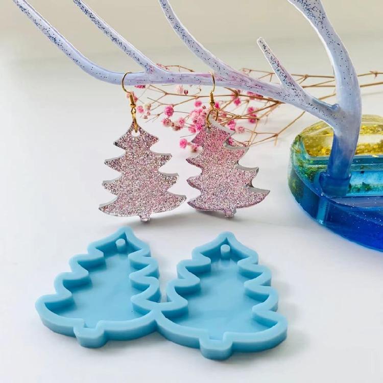 Silicone Christmas Tree Earring Epoxy Mold Handmade Earring Pendant Mold for Craft Enthusiasts Jewelry Making Tool