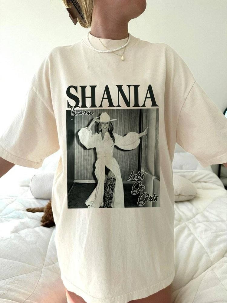 

Shania Twain shirt, 90s Shania Graphic Short Sleeve Cotton Unisex VN1100 Unisex T-Shirt M
