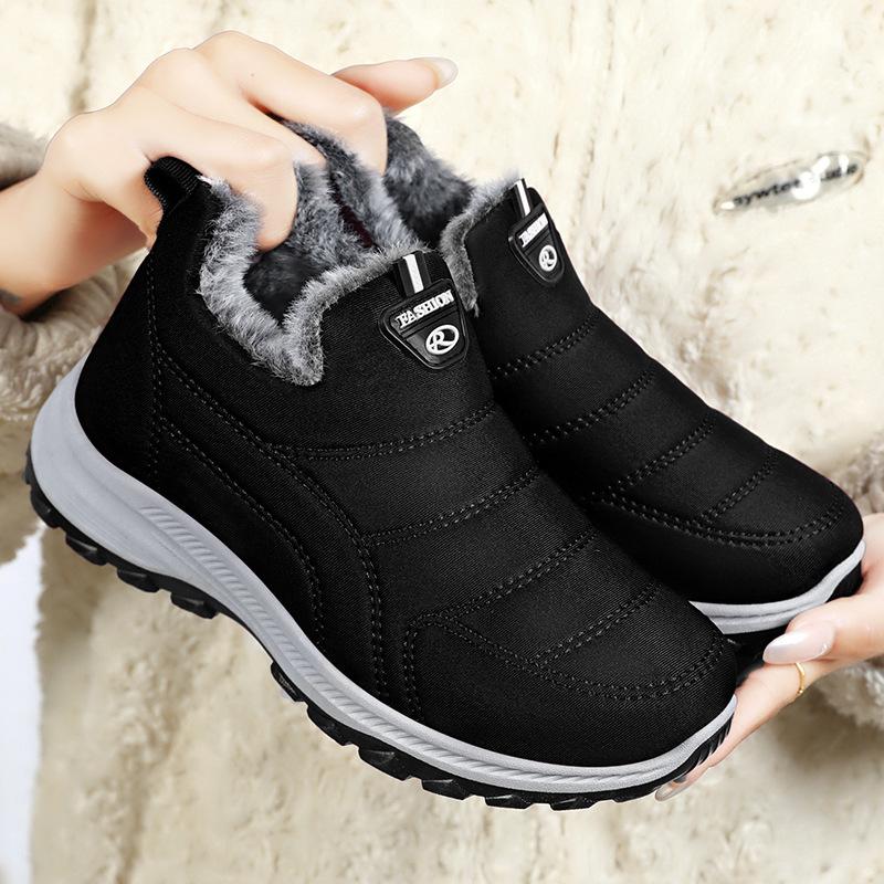 Cotton shoes women's velvet thickened snow boots cold-proof and warm boots women's comfortable cotton boots versatile one-pedal short boots