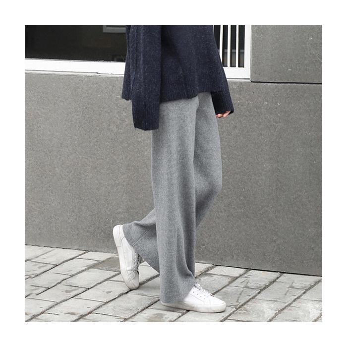 

Women s Korean-Style Wide-Leg Knitted Pants – Autumn/Winter 2025 Slimming Floor-Length Casual Student Wear One Size