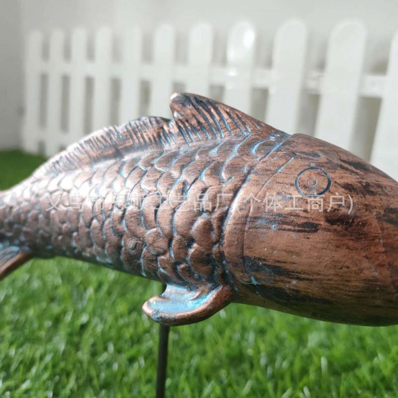 Glow-in-the-Dark Koi Fish Garden Stake Decor Resin Lawn Ornament Outdoor Yard Decoration