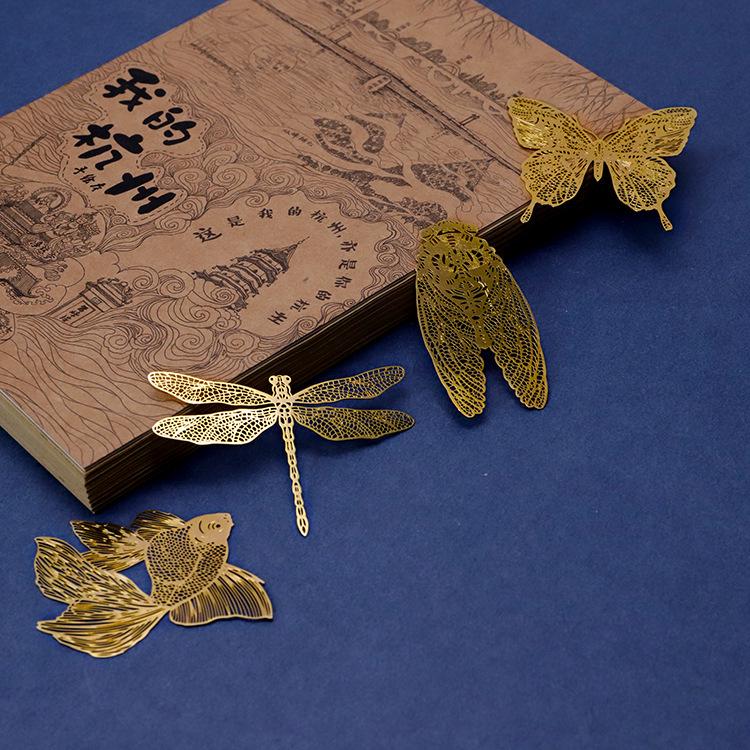 Gilded Brass Hollow Animal Bookmark - Chinese Style Cultural and Creative Student Gift.