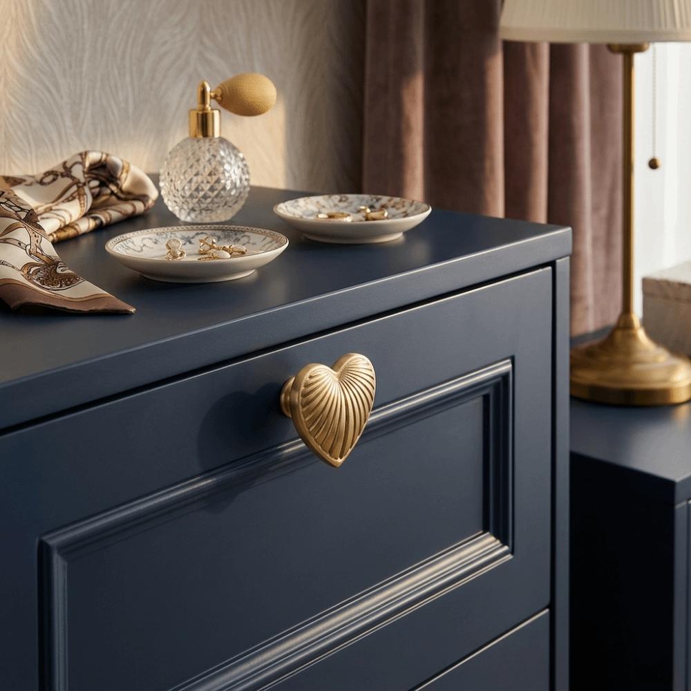 Modern Minimalist Cabinet Knob Brushed Chrome Gold Heart Shaped Knob Single Hole Knob  Bedroom