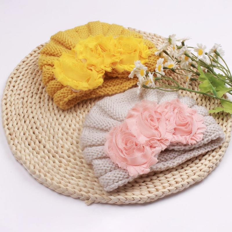 Winter new baby headgear children's flower knitted pullover cute warm baby hat