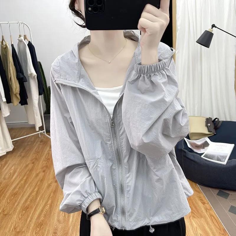 Korean Thin Solid Color Female Hooded Sun Protection Tops Coat Summer Female Loose Fitting UV Protection Sun Protection Coat