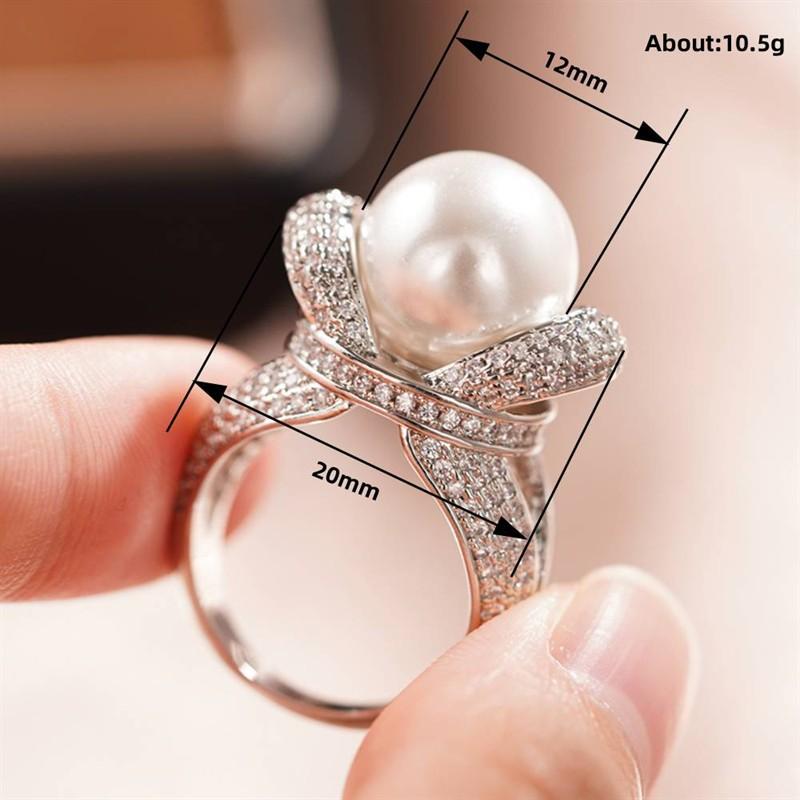 Huitan Fashion Gorgeous Simulated Pearl Ring for Women Luxury Engagement Jewelry with Brilliant Cubic Zirconia Graceful Gift